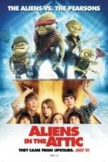 Poster Film Aliens in the Attic (2009)