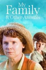 Poster Film My Family and Other Animals (2005)